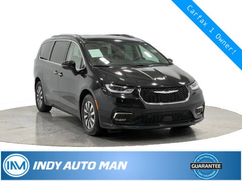 2021 Chrysler Pacifica Hybrid for sale at INDY AUTO MAN in Indianapolis IN