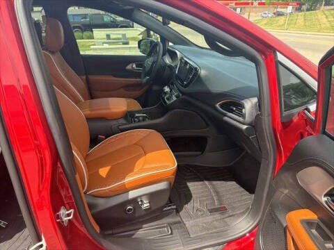 2025 Chrysler Pacifica Pinnacle