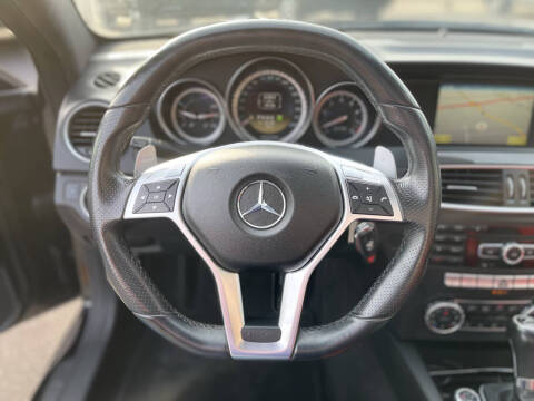 2012 Mercedes-Benz C-Class C 63 AMG