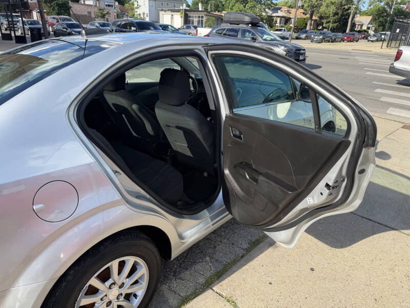 2019 Chevrolet Sonic LT Auto