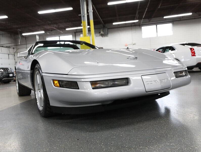 Silver 1996 Chevrolet Corvette Base 2dr Hatchback 67