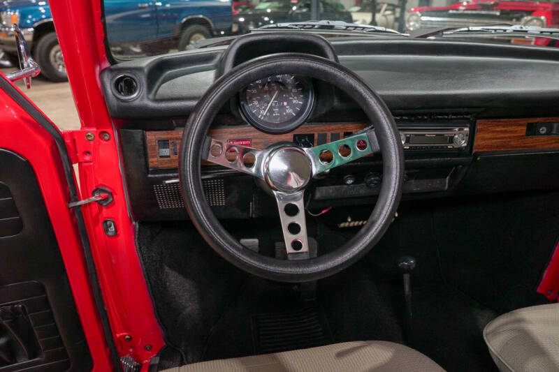 1974 Volkswagen Super Beetle