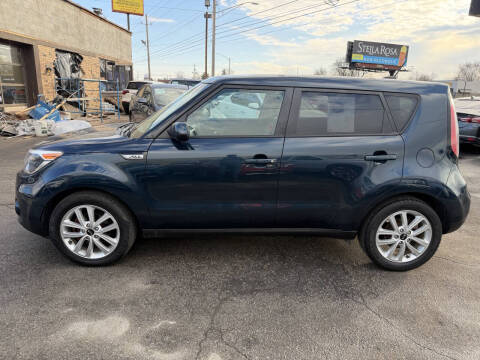 2017 Kia Soul +