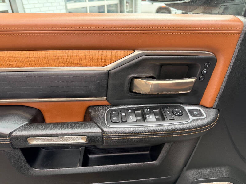 2019 RAM 2500 Laramie Longhorn