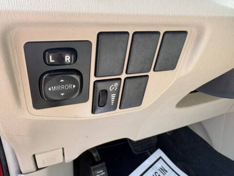 2012 Toyota Prius Three