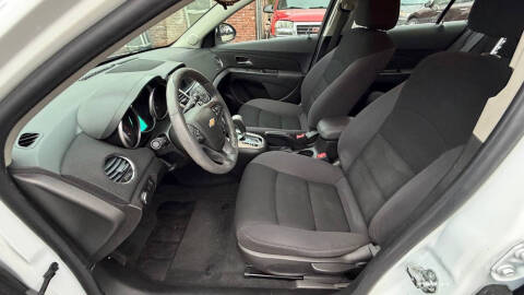 2016 Chevrolet Cruze Limited 1LT Auto