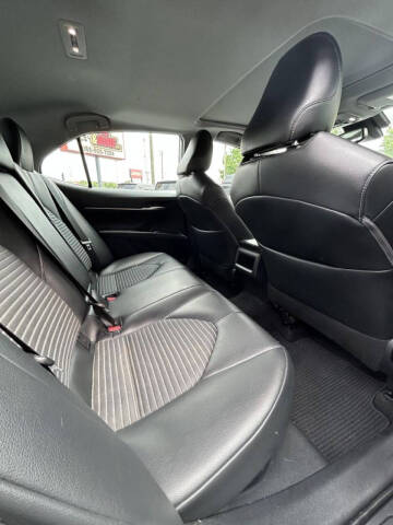 2019 Toyota Camry Hybrid