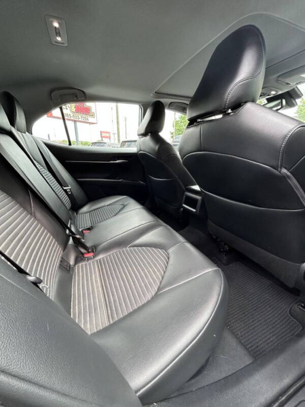 2019 Toyota Camry Hybrid