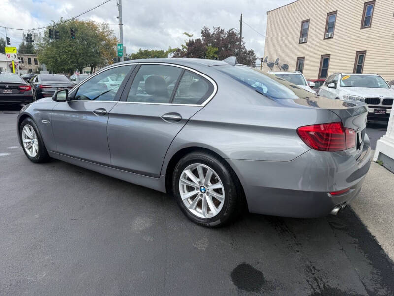 2015 BMW 5 Series 528i xDrive