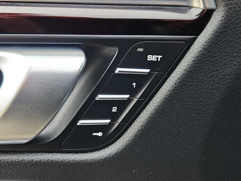 2021 Porsche Macan