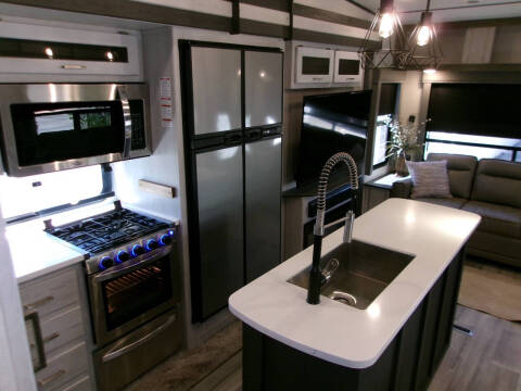 2022 Keystone RV Sprinter 3570LFT