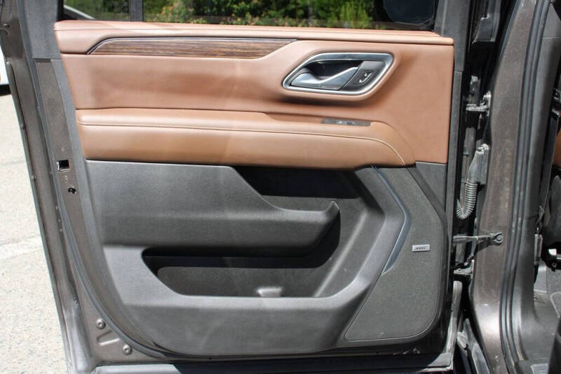 2021 Chevrolet Suburban High Country