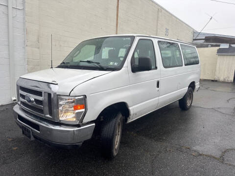 2014 Ford E-Series E-350 SD XLT