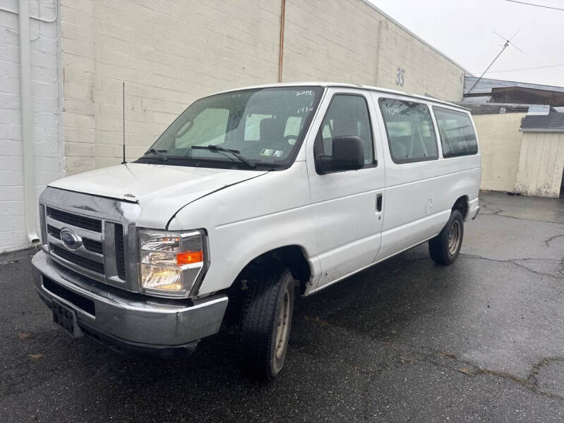 2014 Ford E-Series E-350 SD XLT