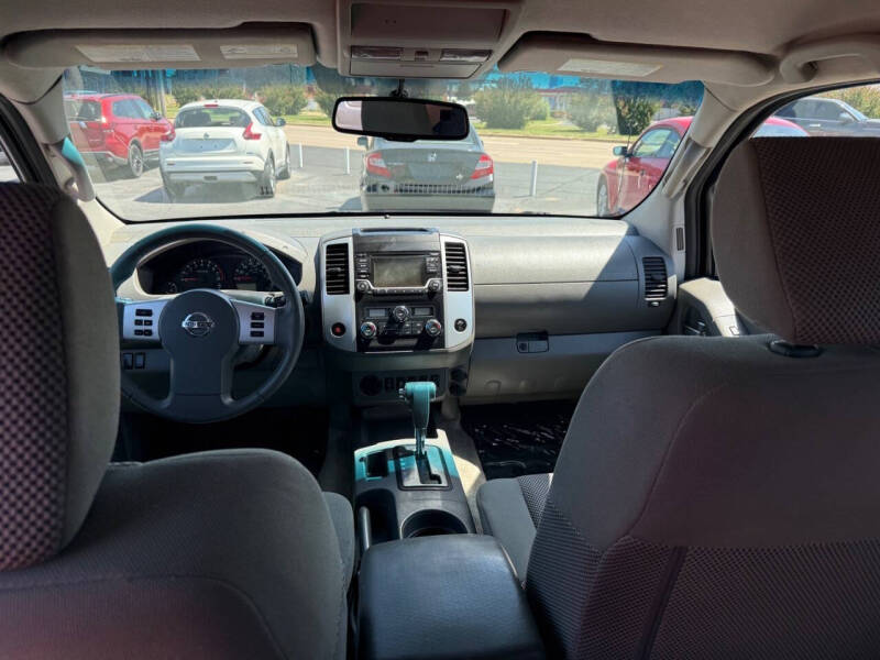 2015 Nissan Frontier SV