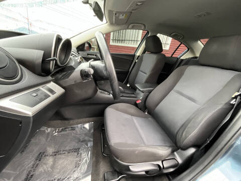 2010 Mazda MAZDA3 i Sport