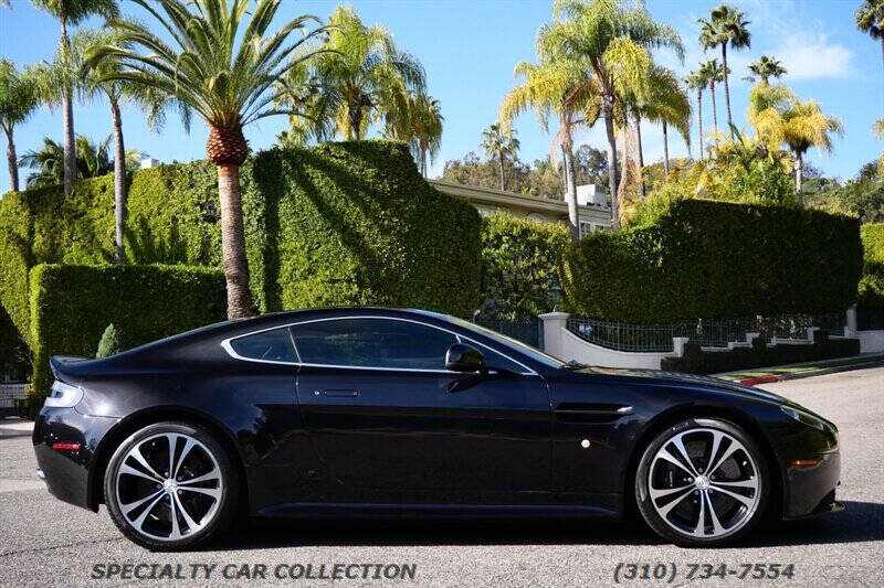 2011 Aston Martin V12 Vantage