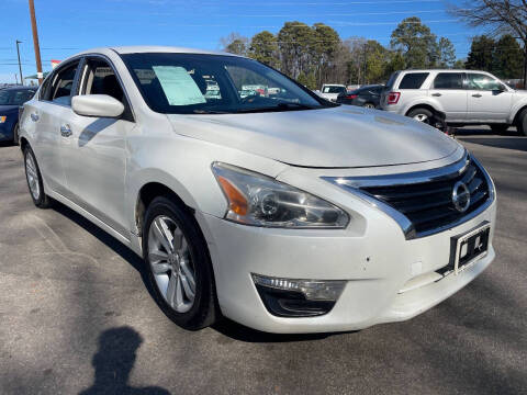 2014 Nissan Altima for sale at Atlantic Auto Sales in Garner NC