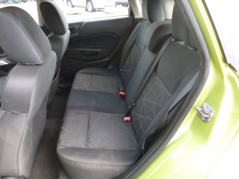 2012 Ford Fiesta SE