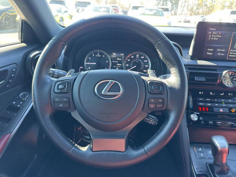 2023 Lexus IS 300