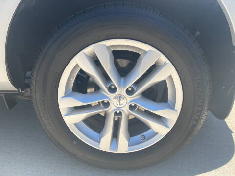 2012 Nissan Rogue S