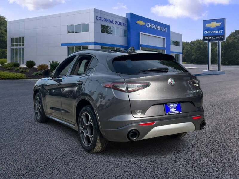 2024 Alfa Romeo Stelvio Ti