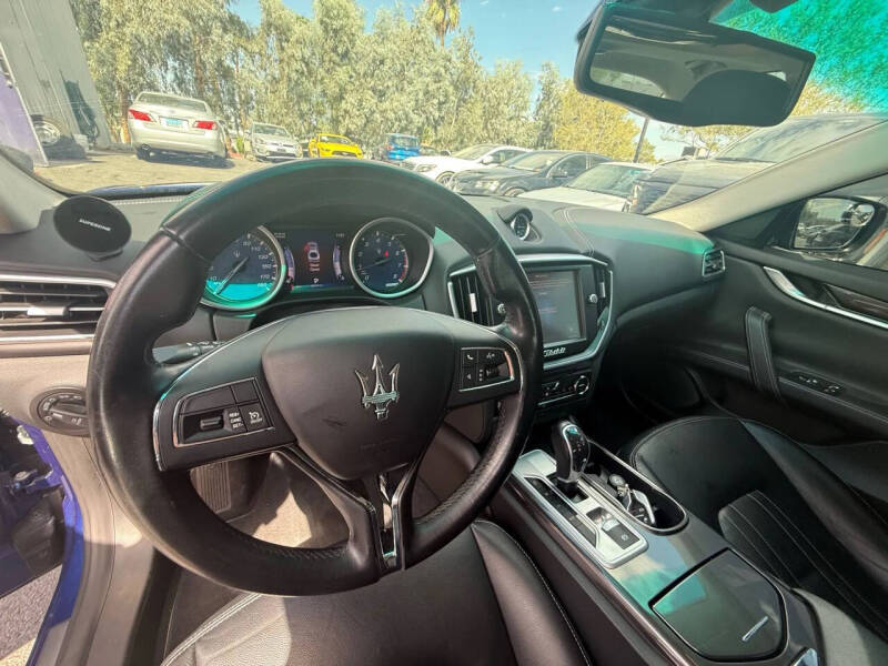 2016 Maserati Ghibli