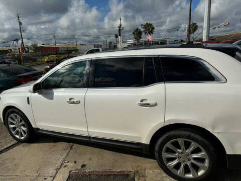2013 Lincoln MKT