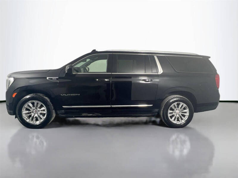2022 GMC Yukon XL SLT