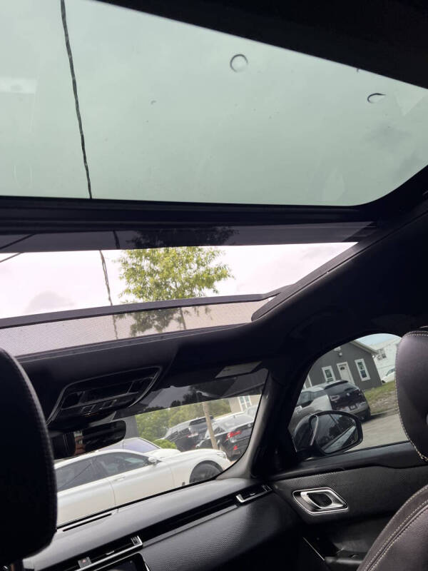 2018 Land Rover Range Rover Velar P250 R-Dynamic SE