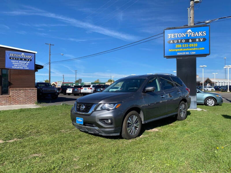 2017 Nissan Pathfinder for sale at TETON PEAKS AUTO & RV in Idaho Falls ID