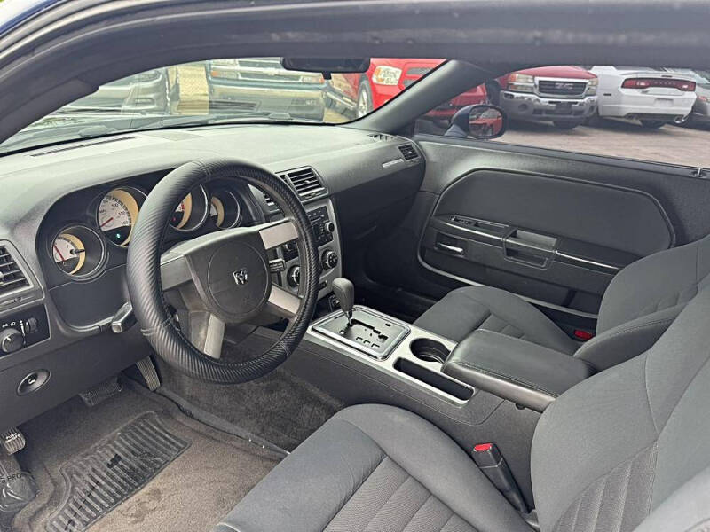 2010 Dodge Challenger SE