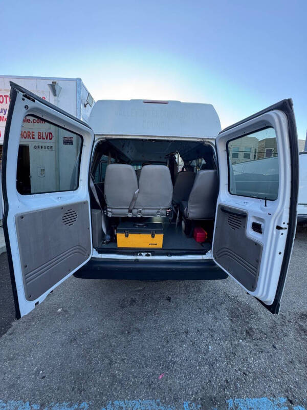 2008 Ford E-Series E-350 SD