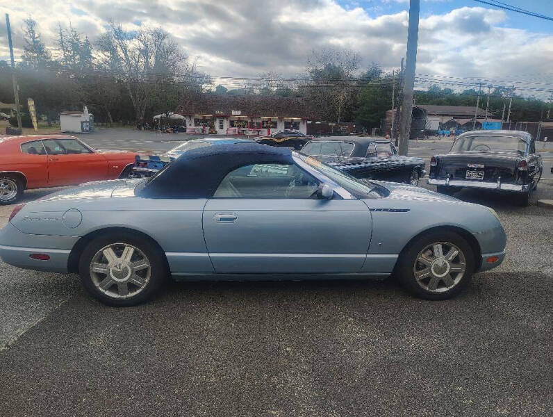 2002 Ford Thunderbird