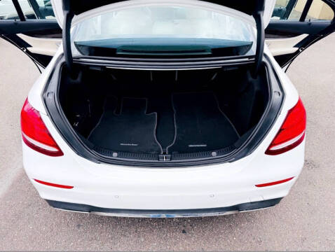 2019 Mercedes-Benz E-Class E 300