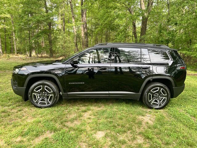 2026 Jeep Cherokee Laredo