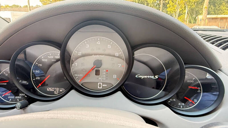 2011 Porsche Cayenne S Hybrid