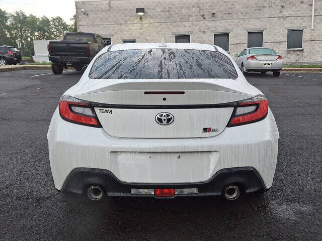 2025 Toyota GR86 Premium