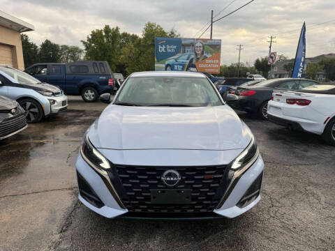 2023 Nissan Altima 2.5 SR