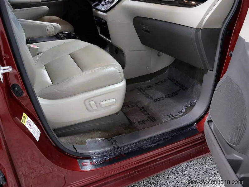 2015 Toyota Sienna