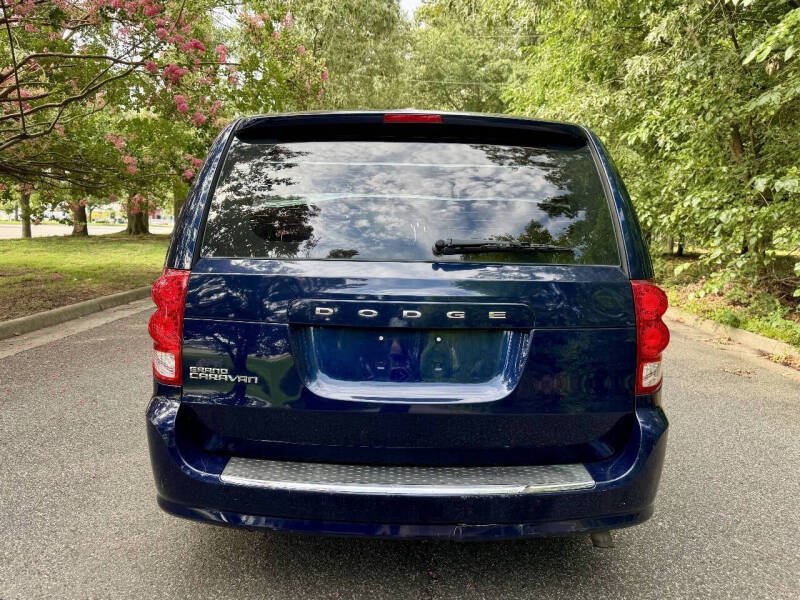 2013 Dodge Grand Caravan SE