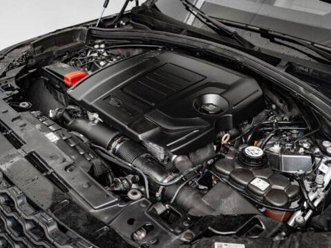 2022 Land Rover Range Rover Velar P250 R-Dynamic S