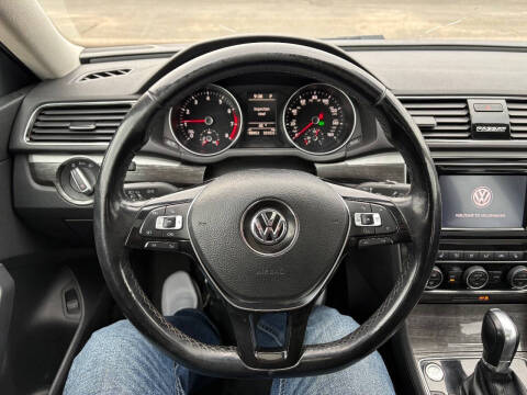 2018 Volkswagen Passat 2.0T SE