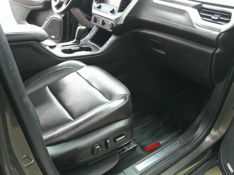 2019 GMC Acadia SLT-1