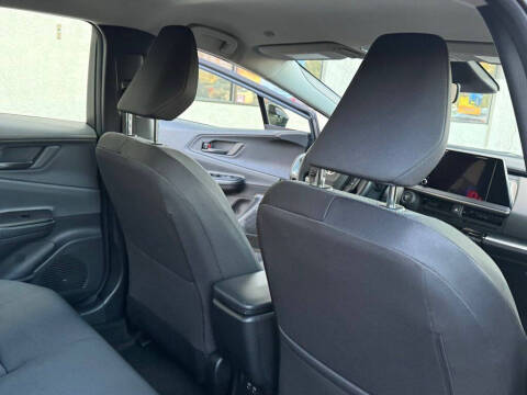 2024 Toyota Prius LE