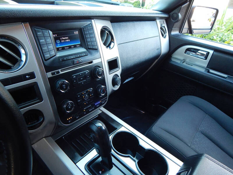 2017 Ford Expedition XLT