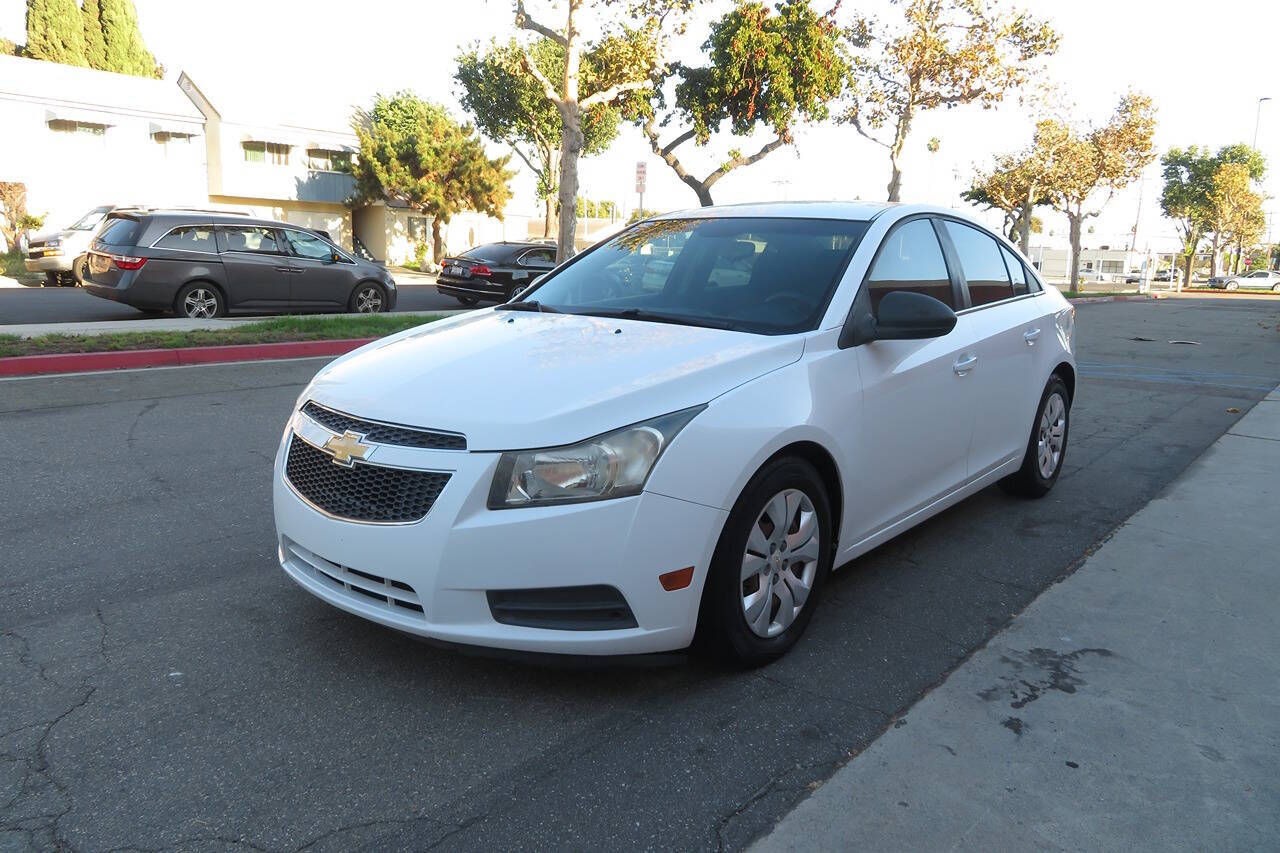 2012 Chevrolet Cruze for sale at The Car Vendor LLC in Bellflower, CA