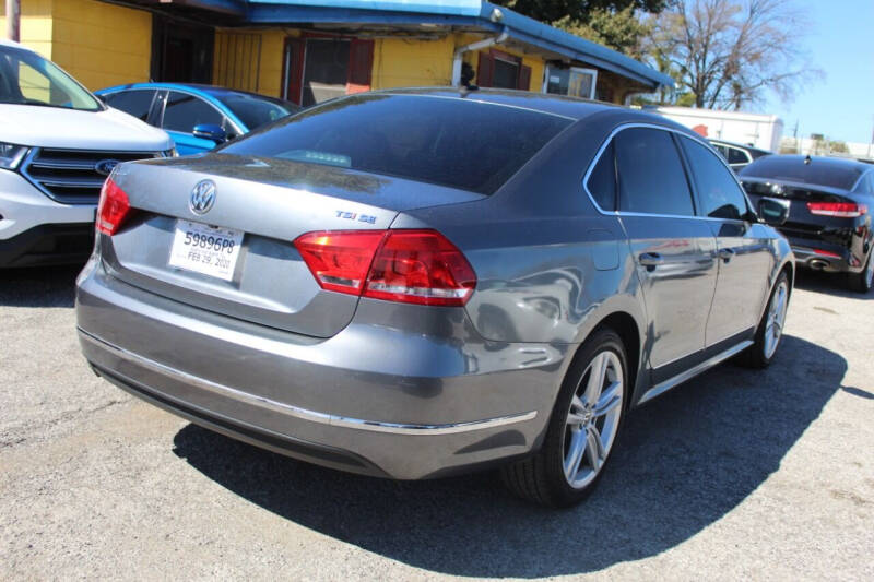 2015 Volkswagen Passat