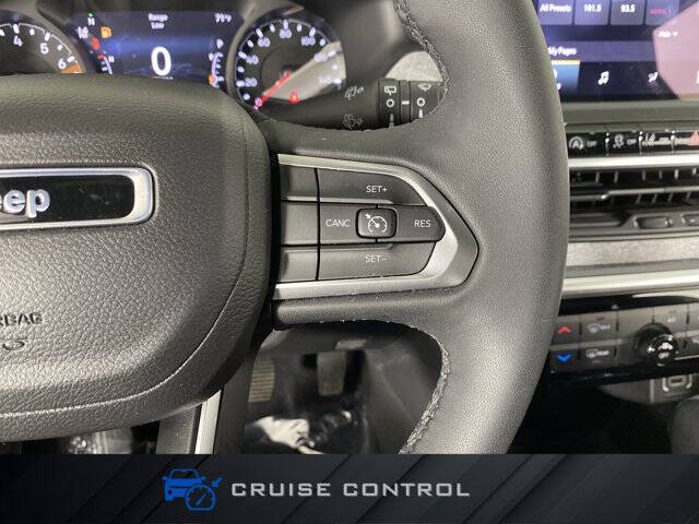2023 Jeep Compass Latitude Lux