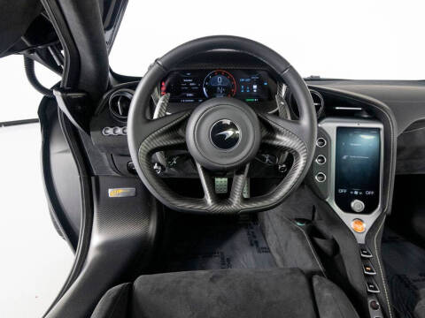2025 McLaren 750S
